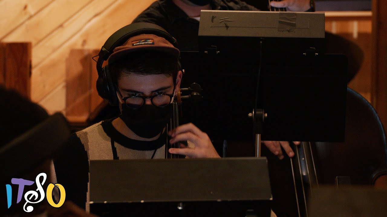 iTSO performs 'Boku no Hero Academia'